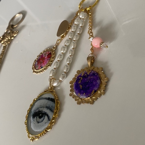 Handbag charm with Gold and Pearl Charms - Picture 5 of 5